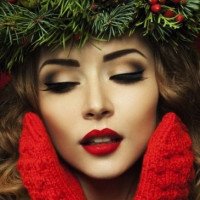 Как носить бижутерию зимой