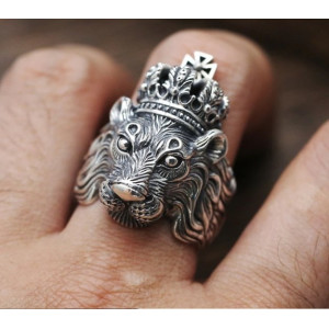 Кільце Лев з короною