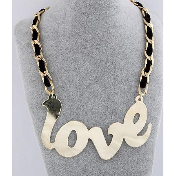 Колье Love