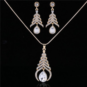 Набор бижутерии Перья
