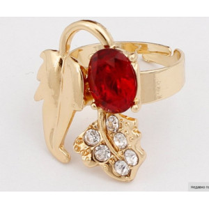 Эксклюзивное кольцо Grape garnet