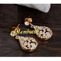 Серьги в стразах Ажурная капля