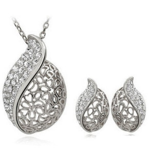 Комплект Brilliant azhur CHANEL