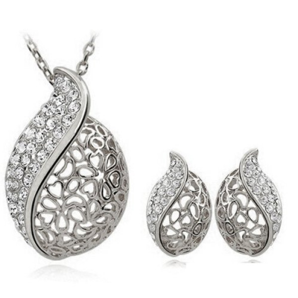 Комплект Brilliant azhur CHANEL