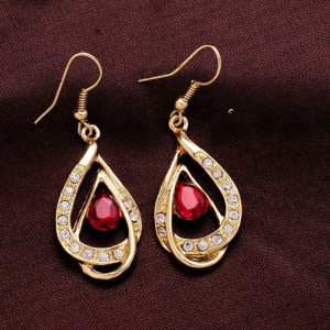 Роскошные серьги Алфея красная