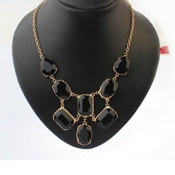 Колье Black stones