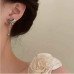 Серебристые разные серьги Сердца – 1444