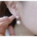 Серьги Белые шарики Дуэт CHANEL