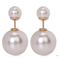 Серьги Белые шарики Dior