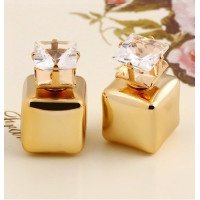 Серьги Золотистые шарики-квадратики Dior циркон
