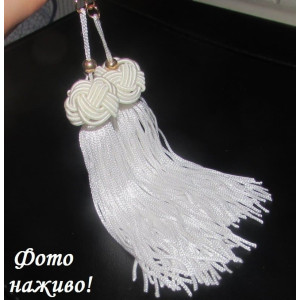 Білі сережки Китиці