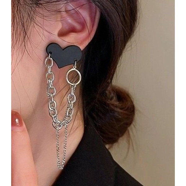 Серьги Черные сердца с цепями – Glambutik