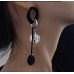 Довгі чорні сережки з монетами – 5057