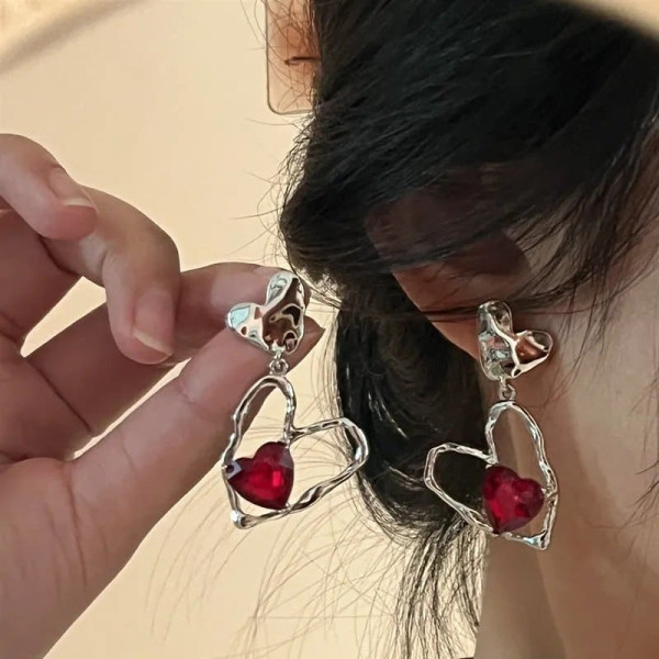 Сережки Серця з червоними кристалами - 5724