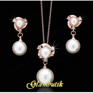 Золотистый комплект Chanel Gemma