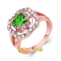 Ювелирное кольцо Изящество Garnet весны