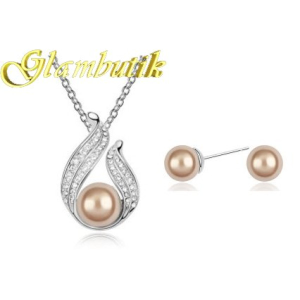 Платиновый комплект Chanel Bella с карамельным жемчугом