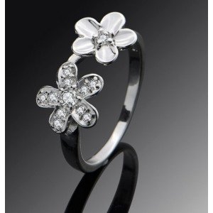 Кольцо в стиле Tiffany Цветочки с цирконом