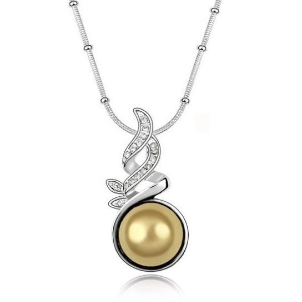 Золотая подвеска Chanel Fedra