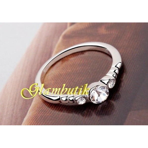 Кольцо SWAROVSKI Трио