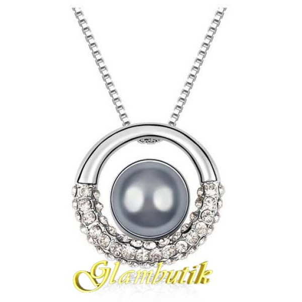 Подвеска CHANEL Мисси дымка в белом