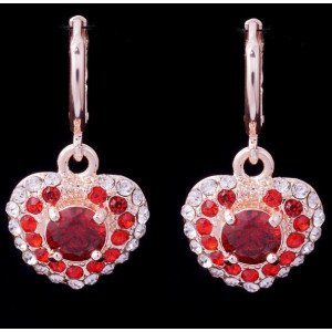 Ювелирные серьги Сердца красных бриллиантов