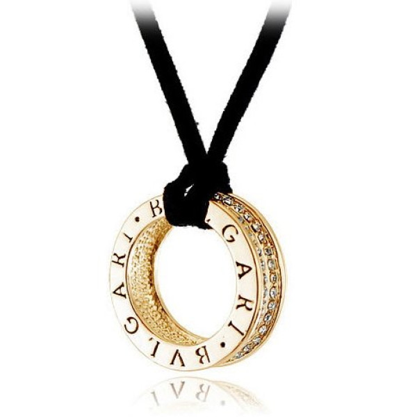 Подвеска Bvlgari Кольцо золотое в кристаллах