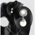 Золотые серьги Chanel Адрастея белая 