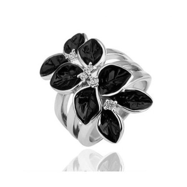 Кольцо flowering в платине