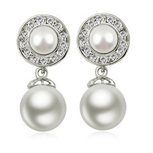 Золотые серьги Chanel Адрастея белая 