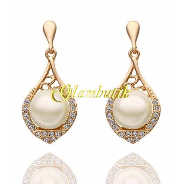 Серьги CHANEL в стразах Марго